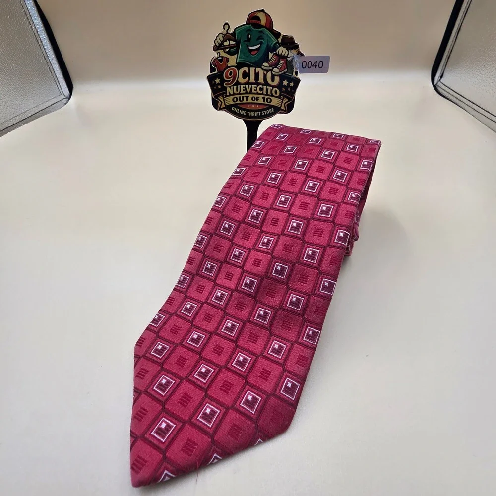 Donald J Trump Signature Collection Mens Red Geometric Square 100% Silk Necktie